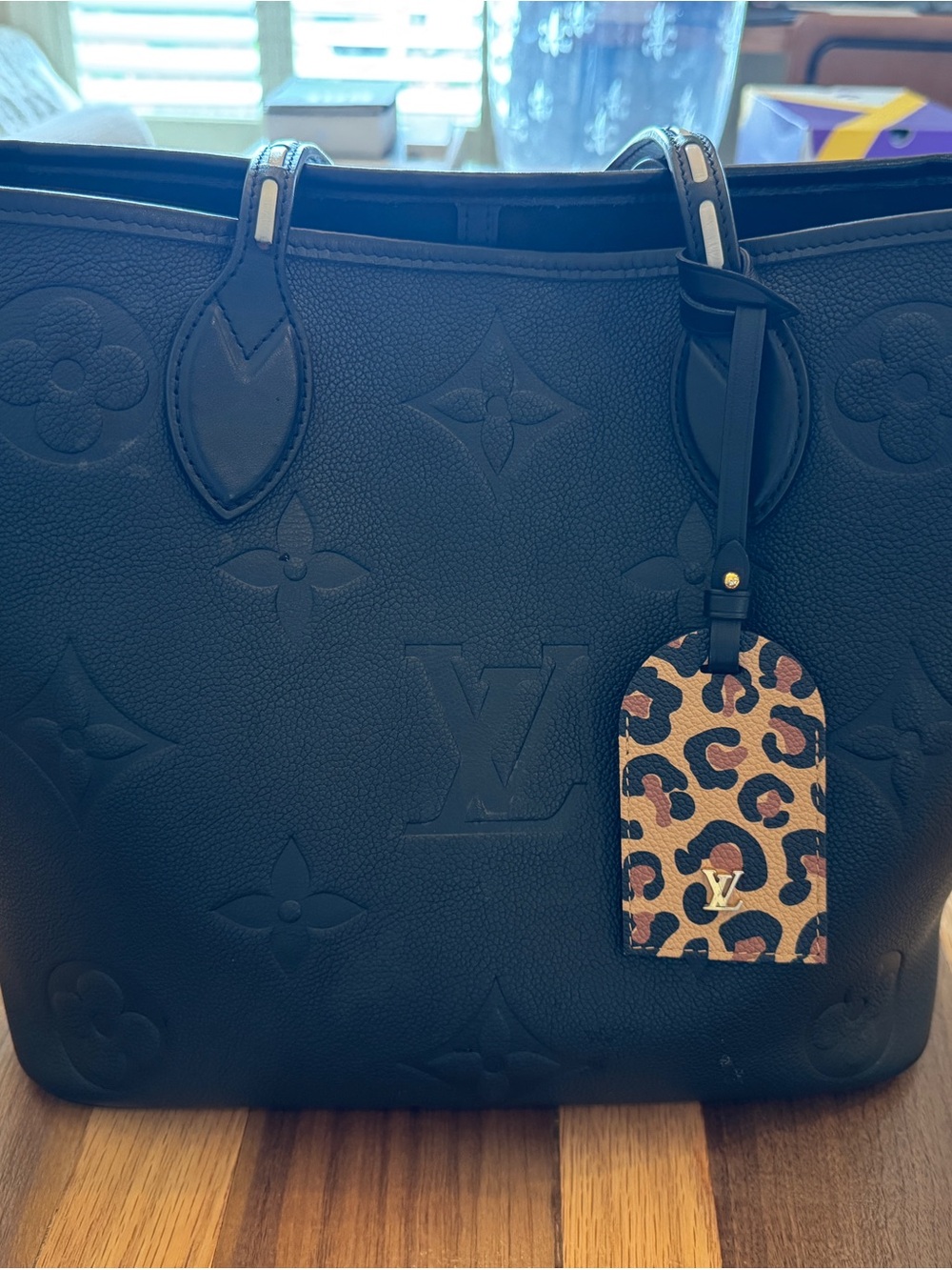 Louis Vuitton Wild at Heart Neverfull MM - Picture 6 of 10